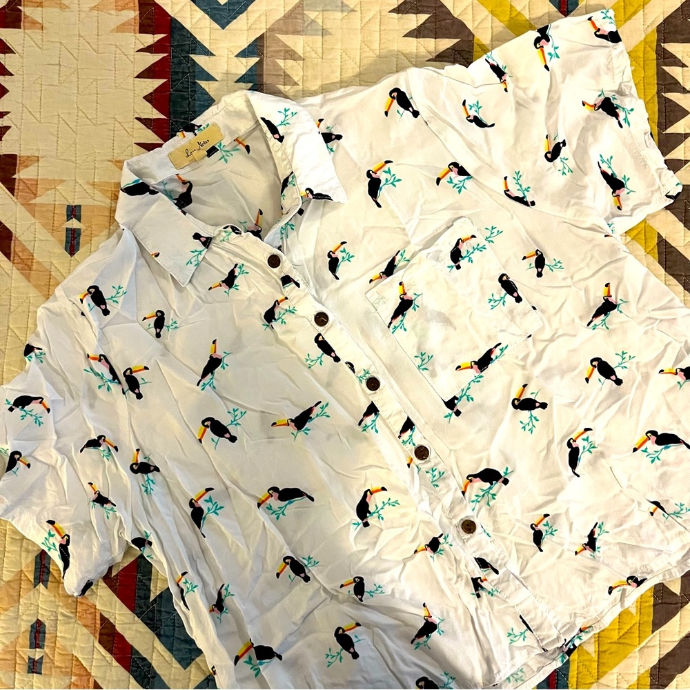 Cropped White Toucan-Print Buttondown